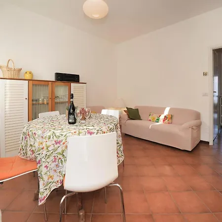 Apartamento Cornucopia By Interhome Porto Valtravaglia